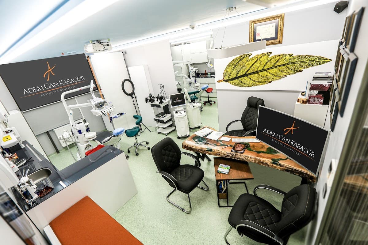 Karaçor Clinics | Smile Design | Laminate Veneer | Emax | Gülüş Tasarımı | Implant | Dentist | Adem Can Karaçor | Olcay Bakar