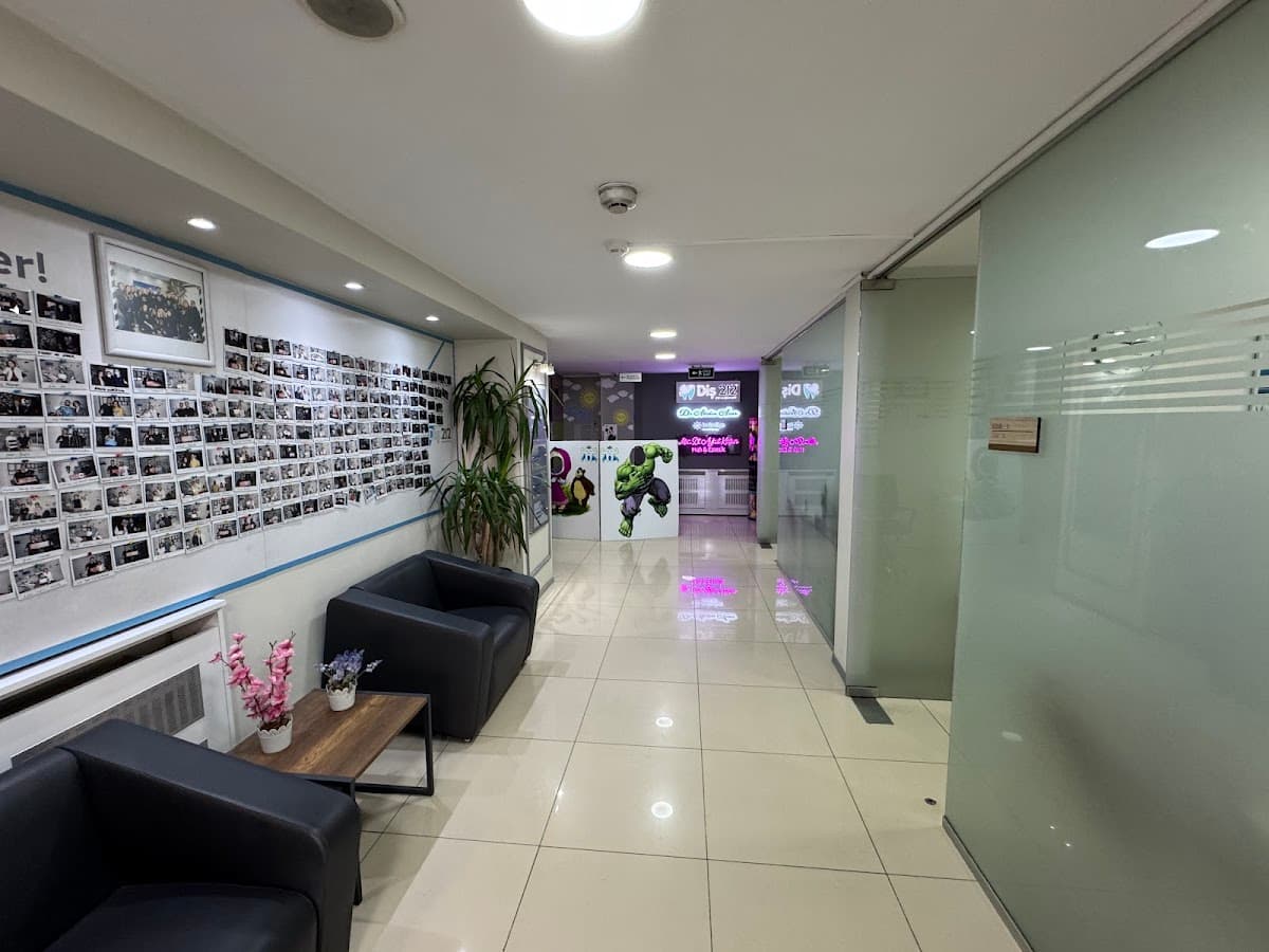 212 Dental Oral and Dental Health Clinic