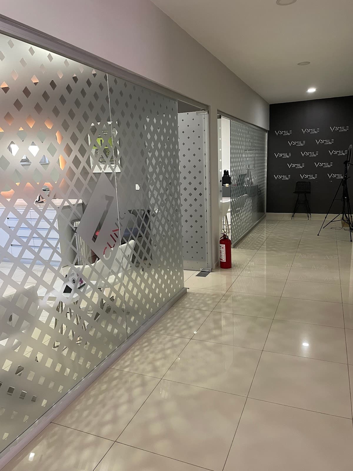 Venedik Dental Clinic Turkey – Dental Implants & Veneers