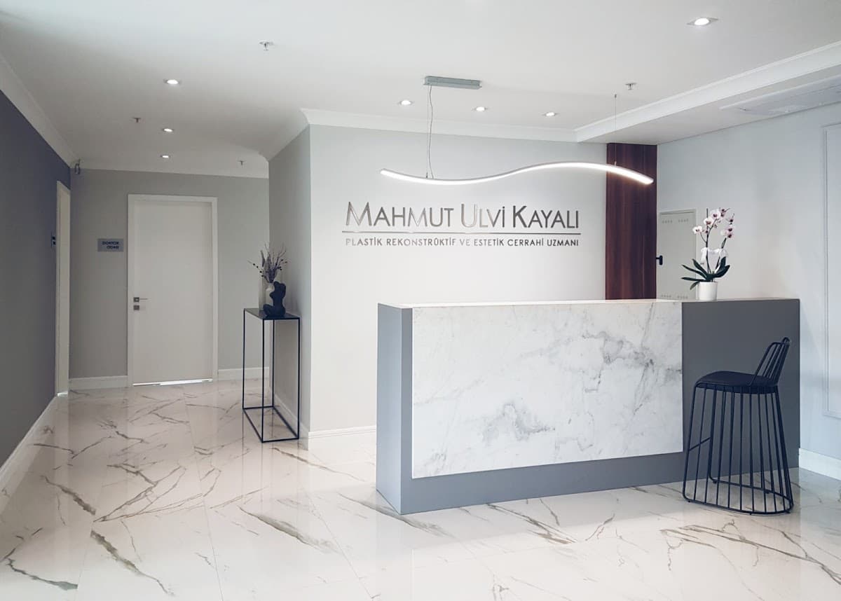 Op. Dr. Mahmut Ulvi Kayalı