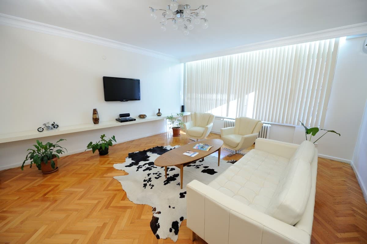 Dent Nis İmplantoloji ve Estetik Diş Kliniği Nişantaşı (Dr.Abdulkadir Narin)