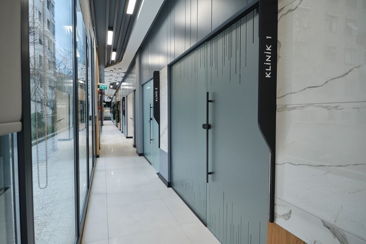 Dentince of teeth and oral health clinic