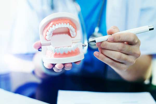 dental clinic istanbul turkey - Implant Treatment - veneers