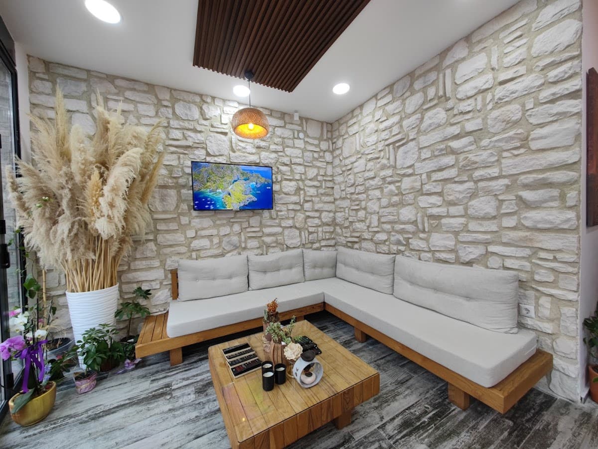 Dent Atelier Ağız ve Diş Sağlığı Polikliniği