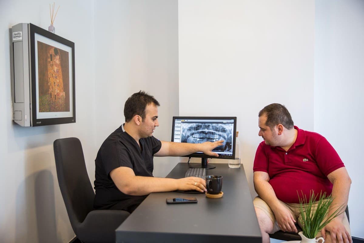 İzmir İmplant Diş Kliniği