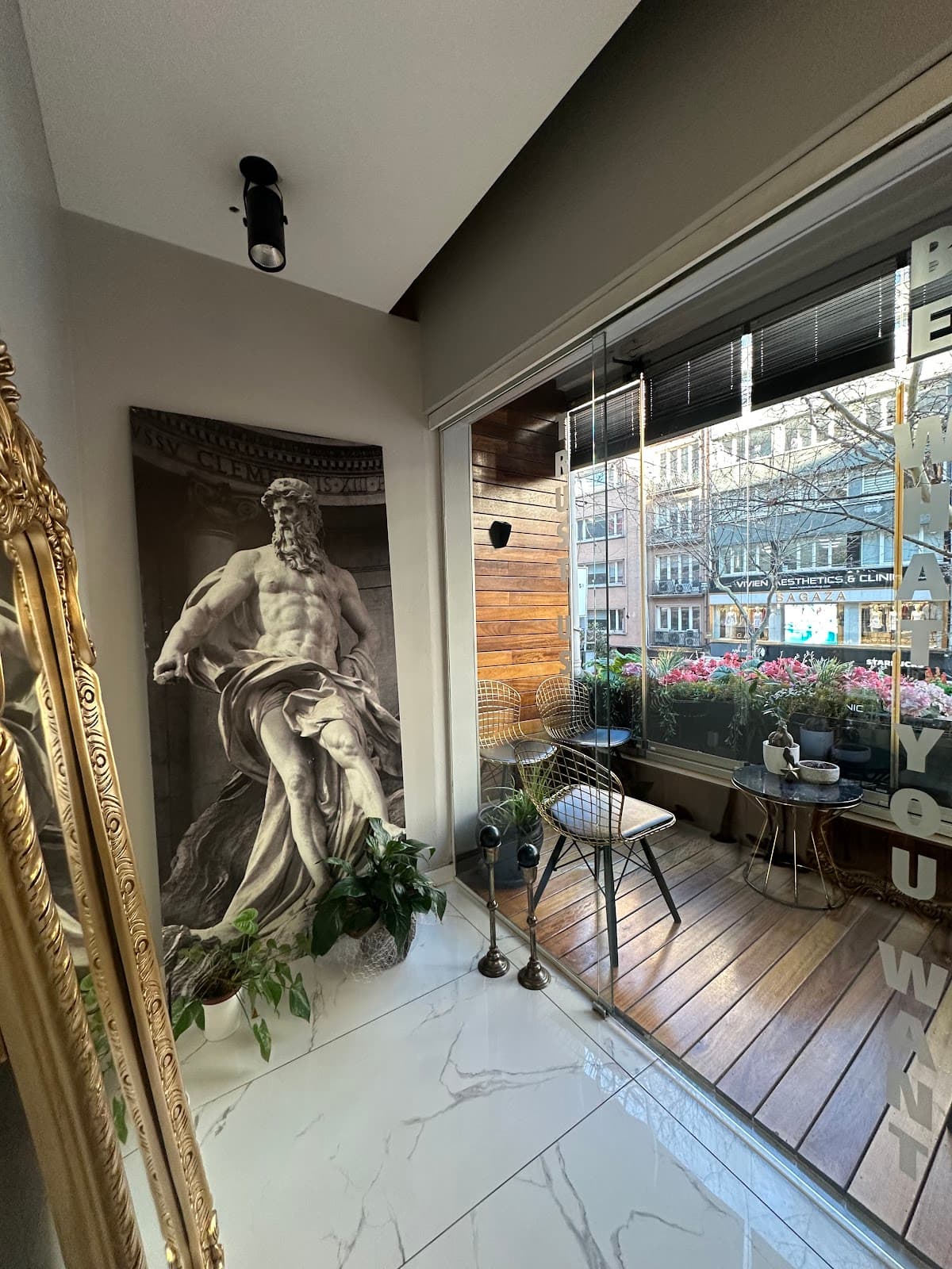 Op. Dr. Ömer Sağır Estetik ve Plastik Cerrahi Muayenehanesi