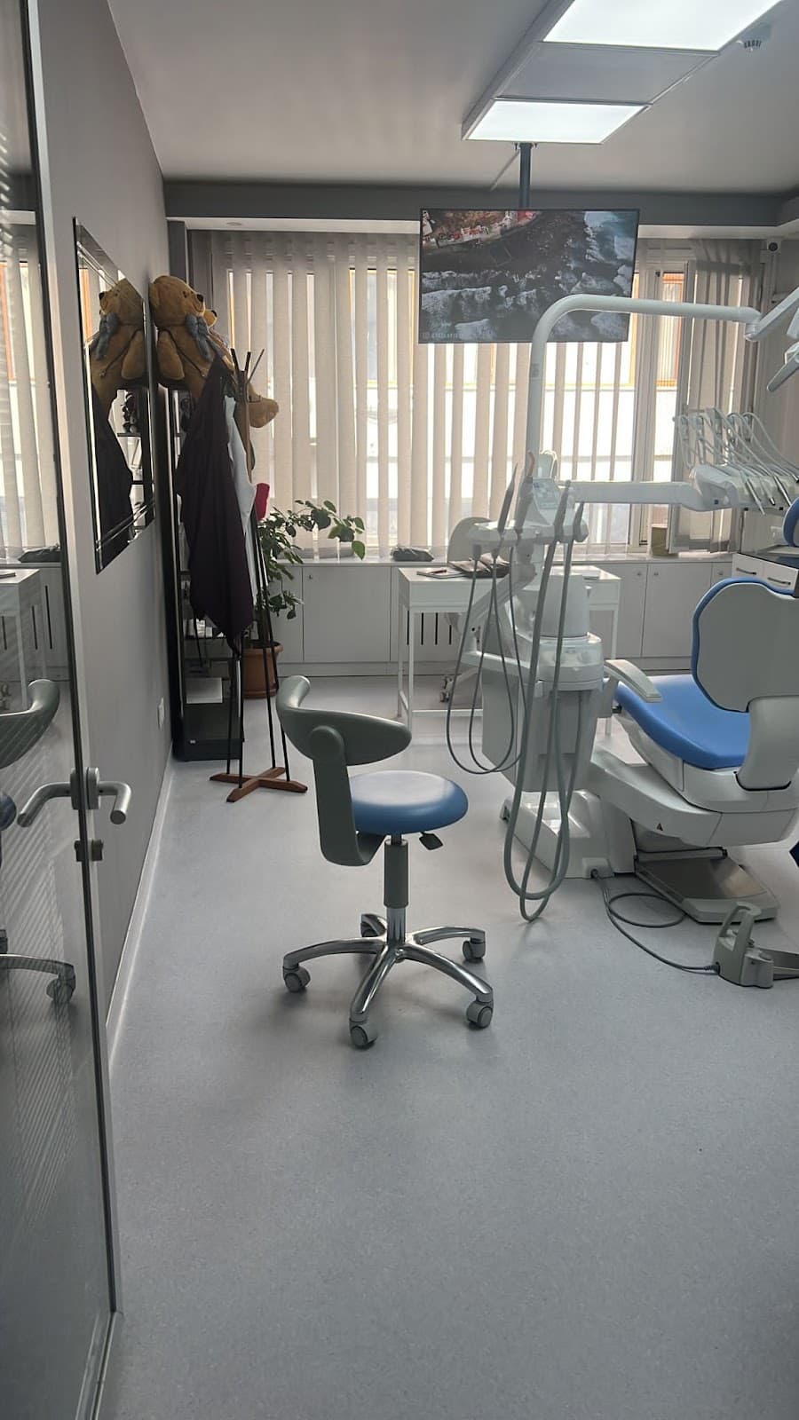 Dentfix Dental Clinic in istanbul Turkey