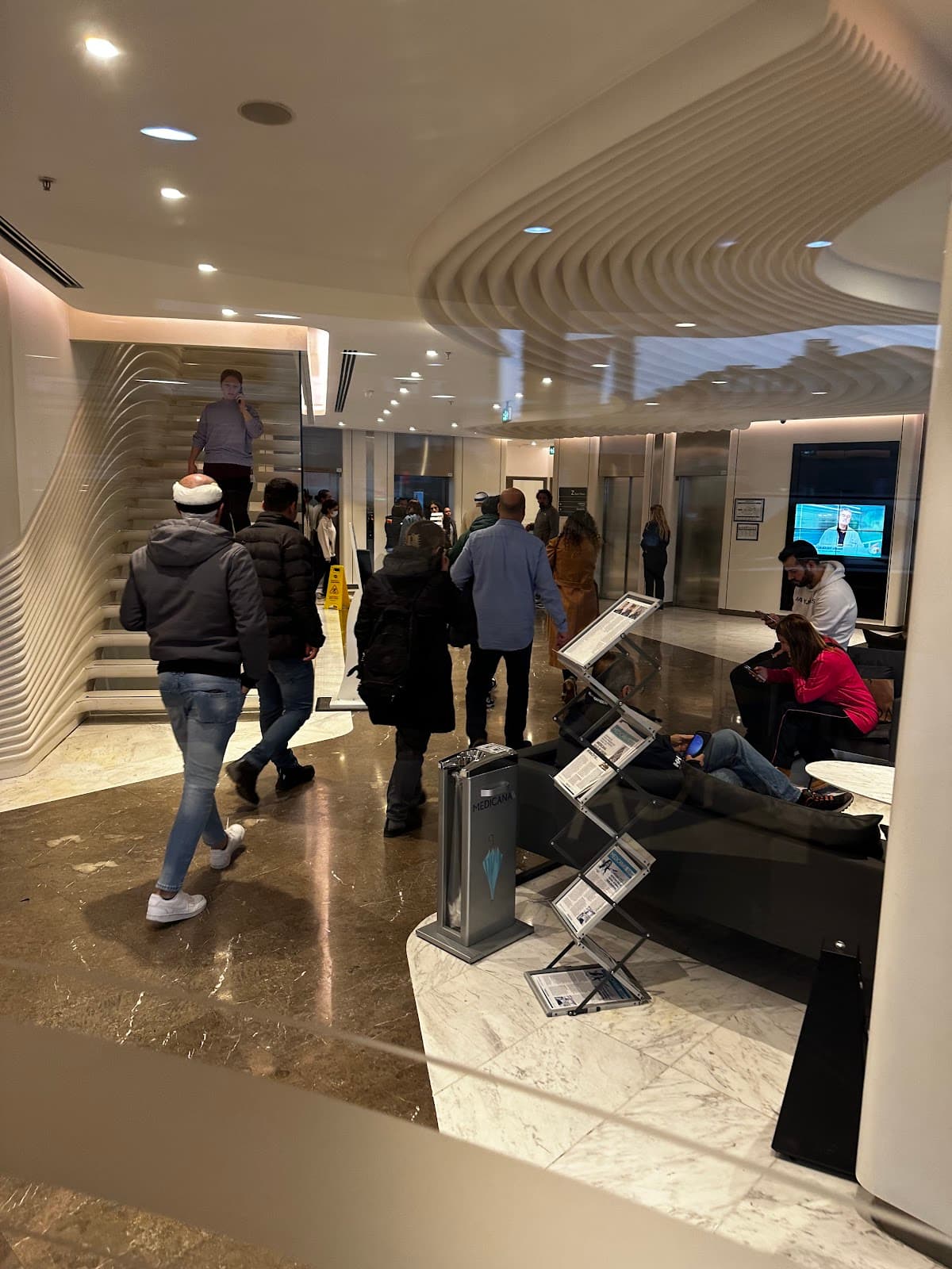 Saç Ekimi Merkezi Saç Ekim İstanbul - Songül Alcı