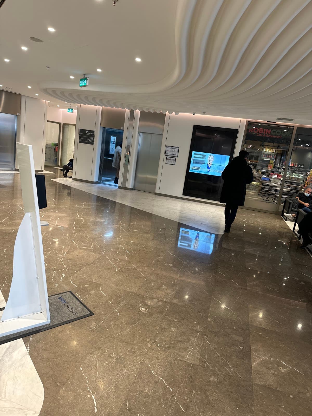 Saç Ekimi Merkezi Saç Ekim İstanbul - Songül Alcı