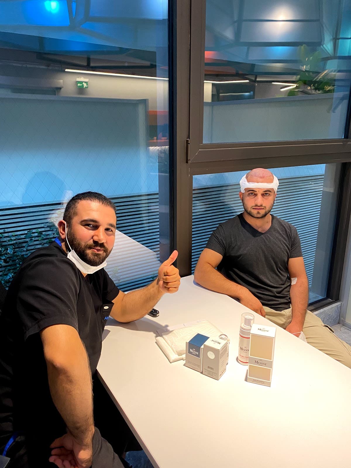 The Hair Ahmet Tosun Saç Ekimi ( İstanbul)