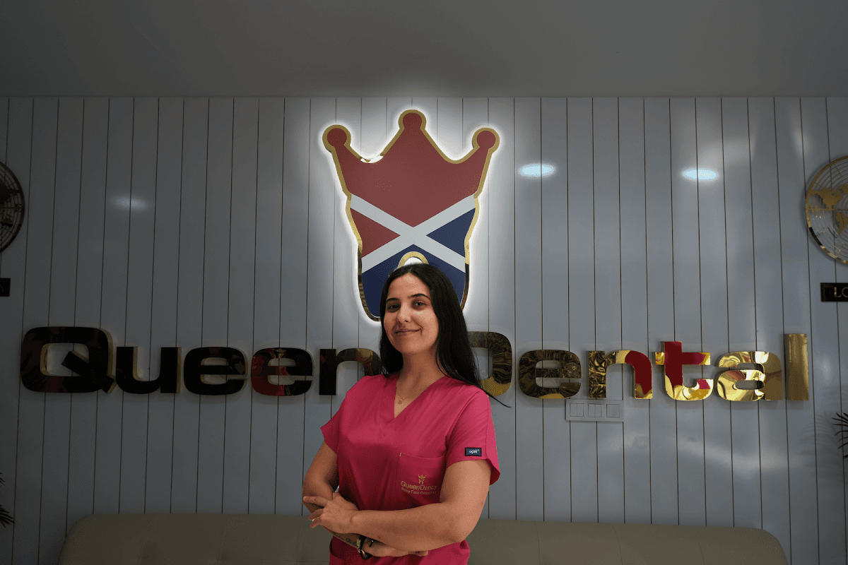 Queen Dental