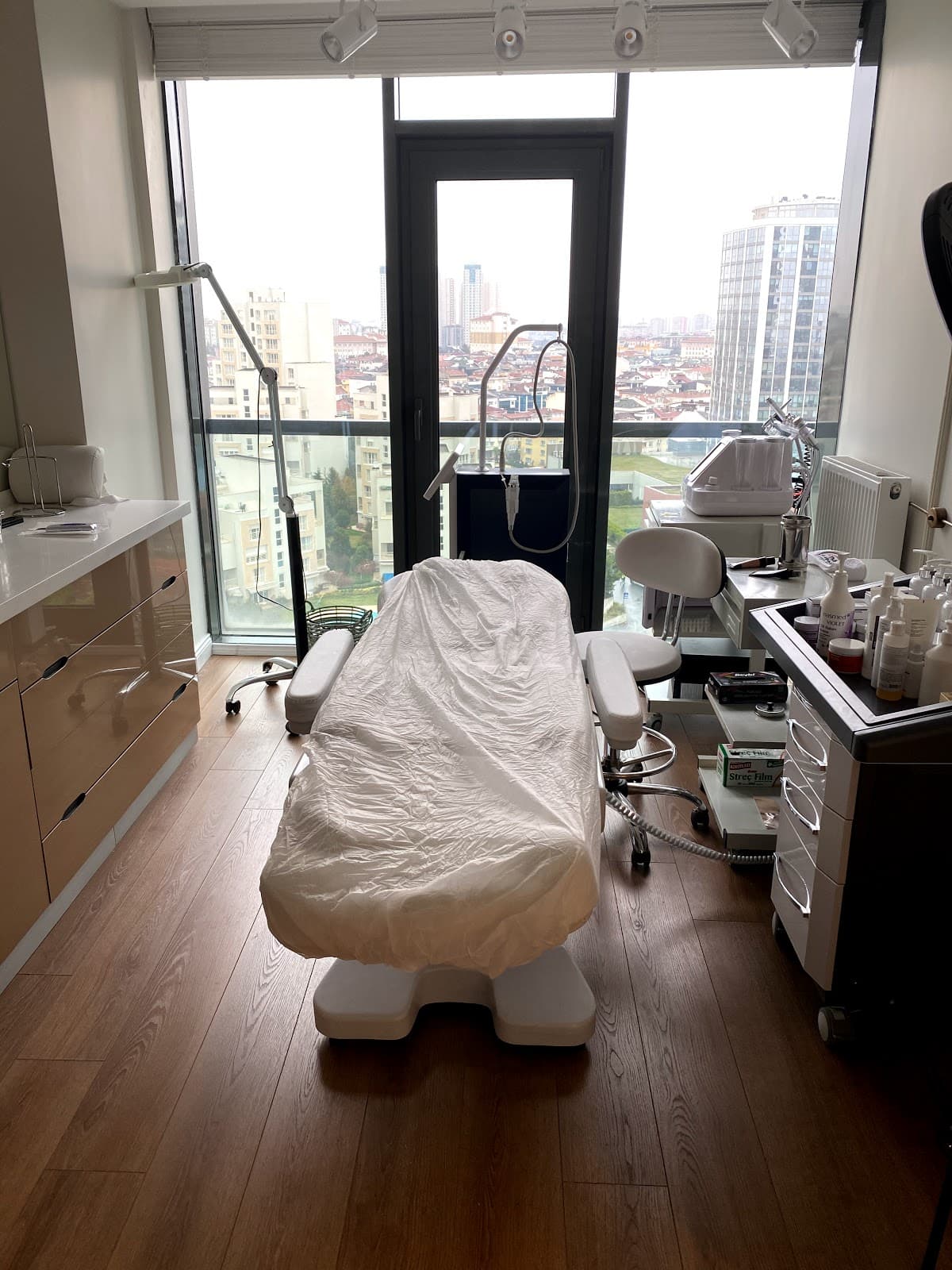 Op. Dr. Yusuf Orhan Uçal