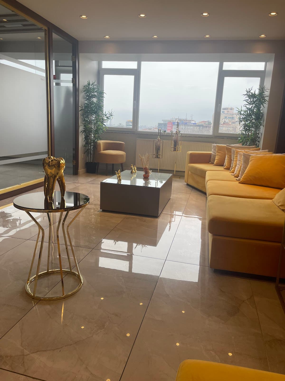 Clinic surprise experts