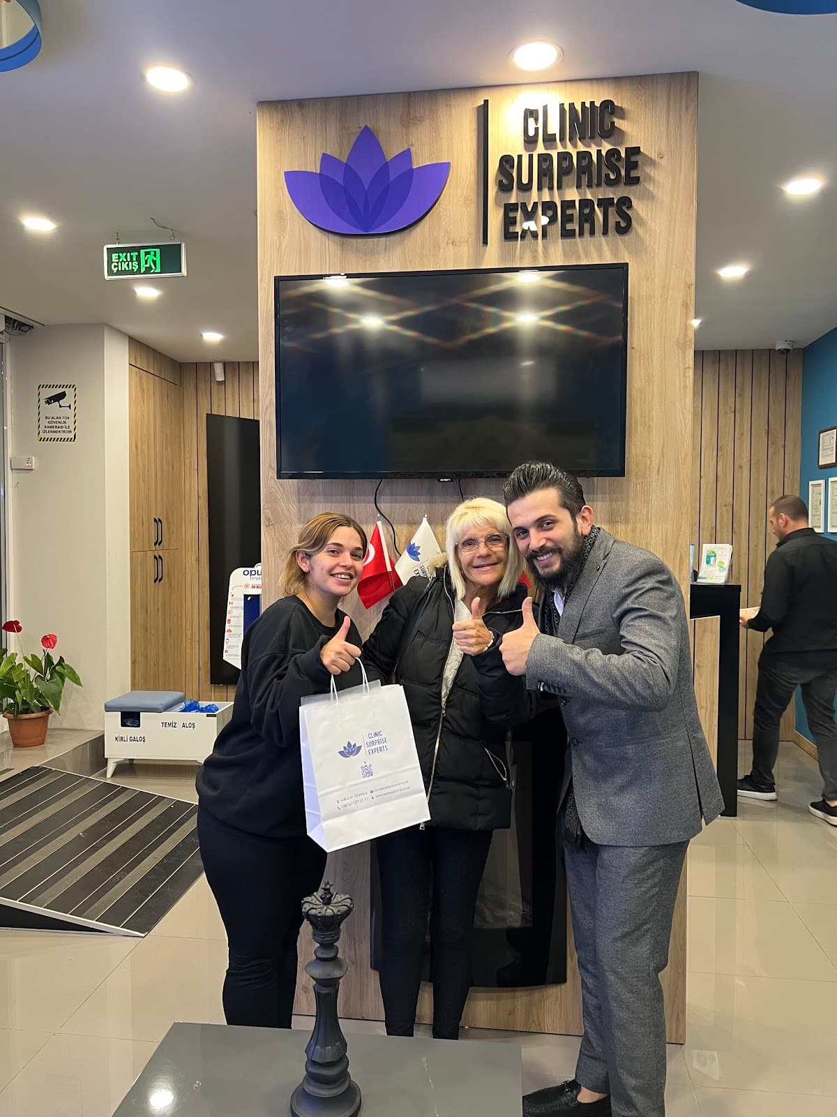 Clinic surprise experts