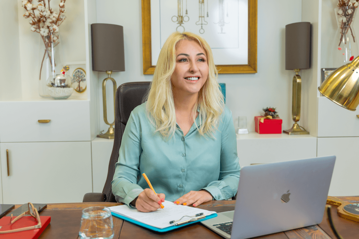 Dr. Özge Aydın - Dudak Dolgusu I Botoks