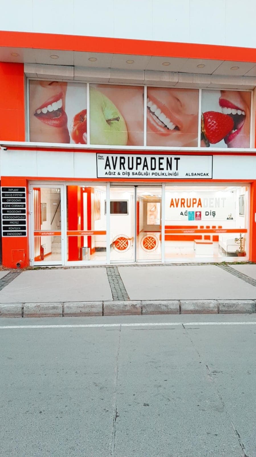 İzmir İmplant Tedavisi | Avrupadent Alsancak Diş Kliniği