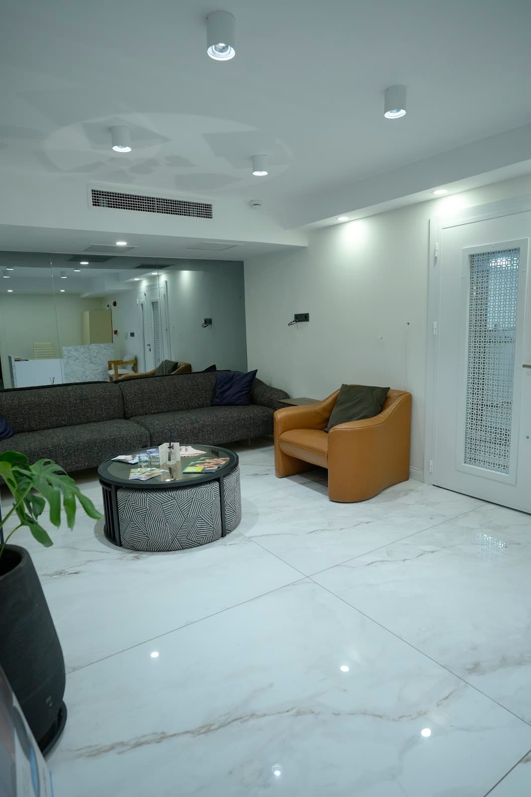 Dental İmplant Clinic in İstanbul