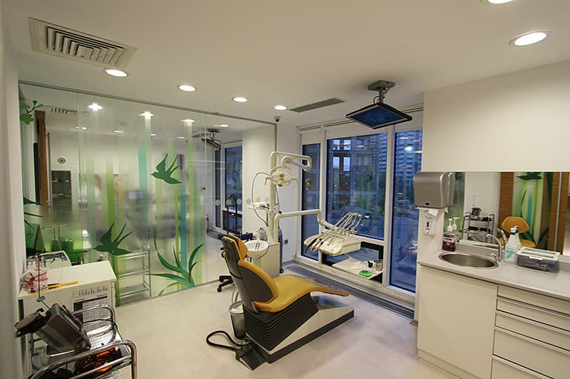 Clinique Dent Beaute | Gülüş Estetiği | Ortodonti | İmplant Tedavisi