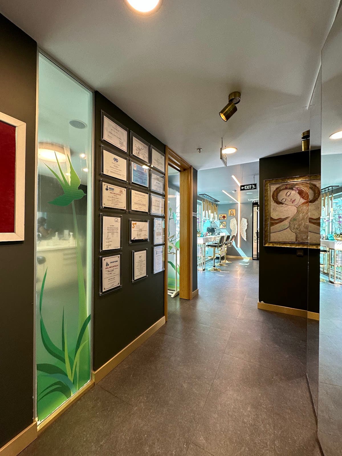 Clinique Dent Beaute | Gülüş Estetiği | Ortodonti | İmplant Tedavisi