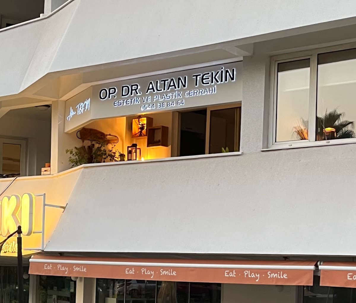 Op. Dr. Altan Tekin, Estetik ve Plastik Cerrah Antalya