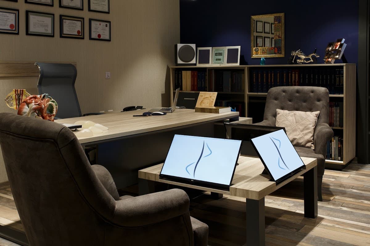 Associate Professor. Haldun Kamburoğlu - Rhinoplasty Ankara