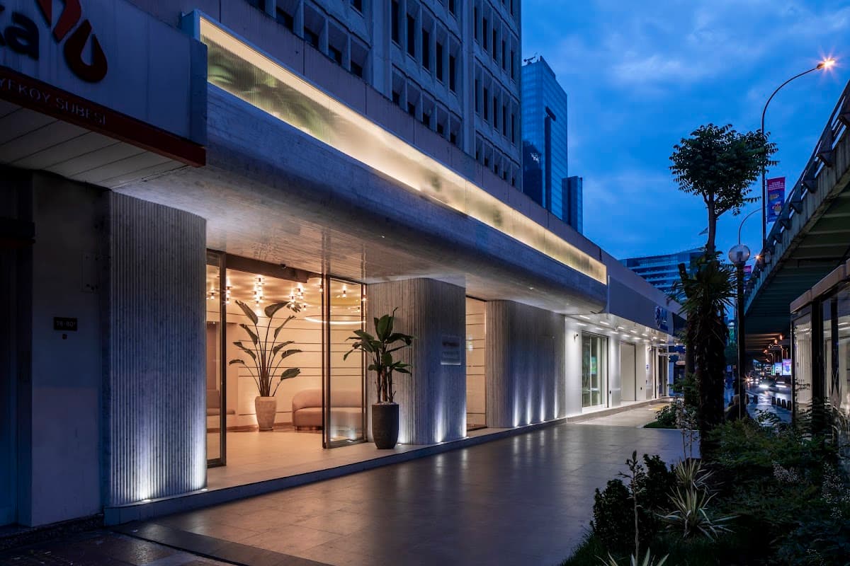 İstanbul Hairline Saç Ekimi Merkezi