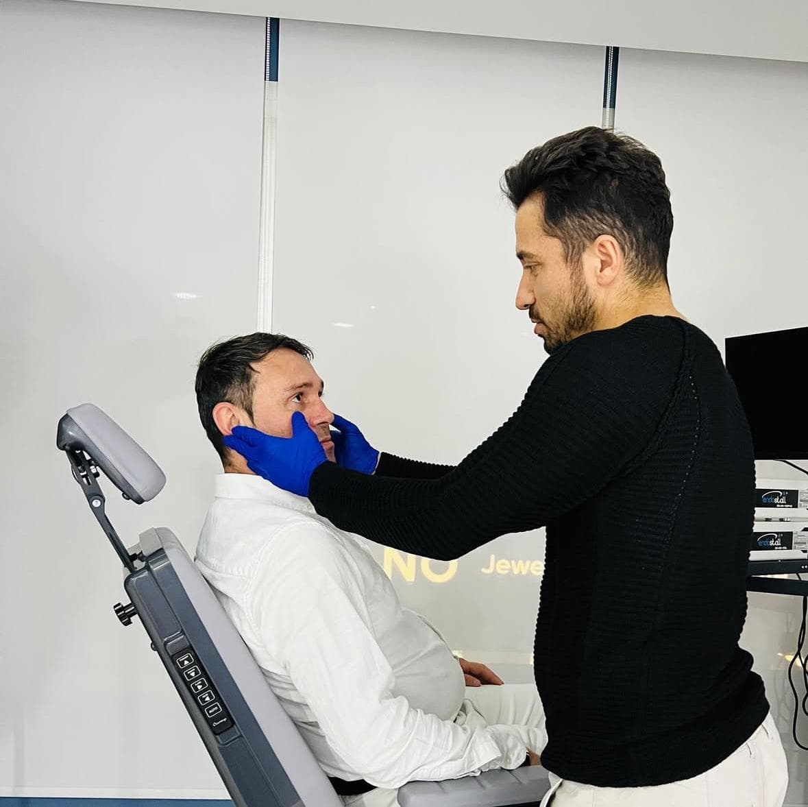 Op. Dr. Tolga Oğuzhan