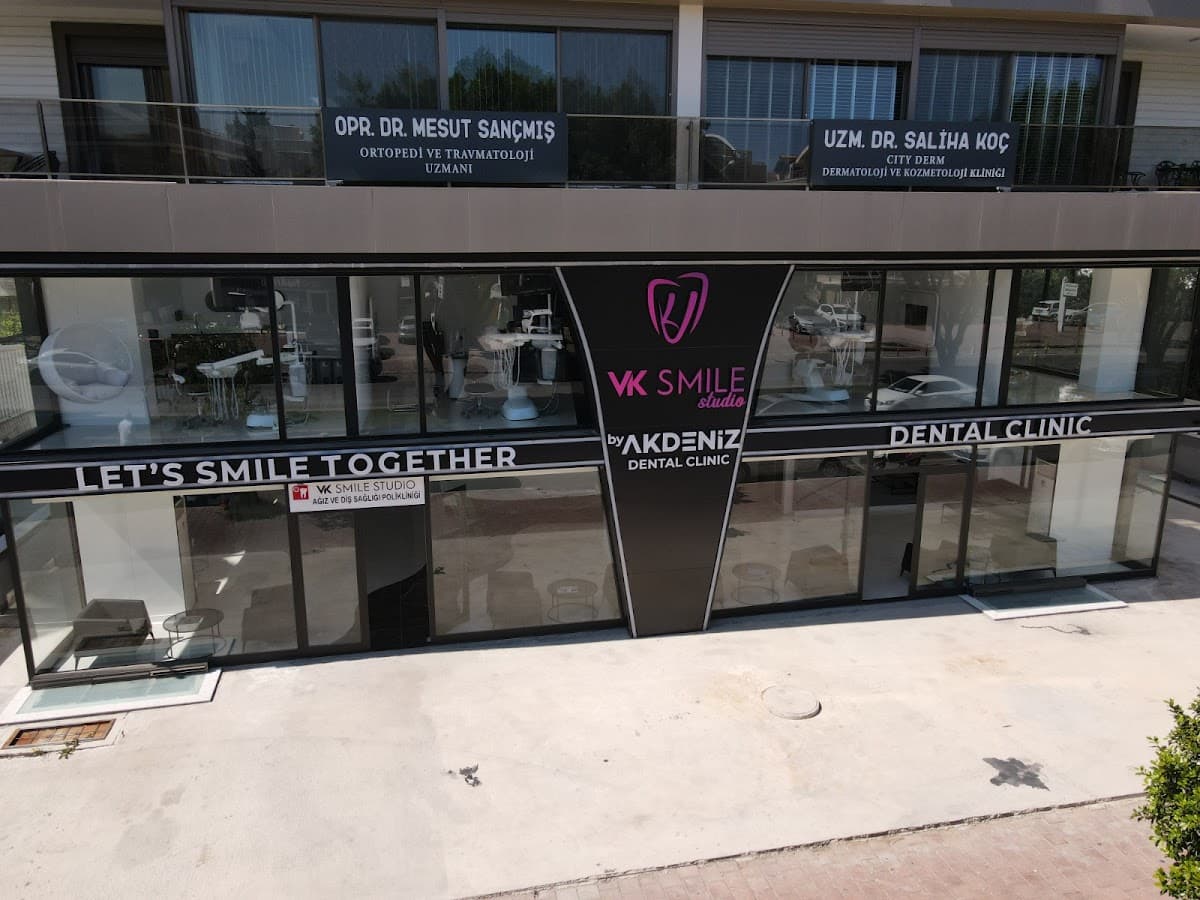 VK Smile Studio Dental Clinic