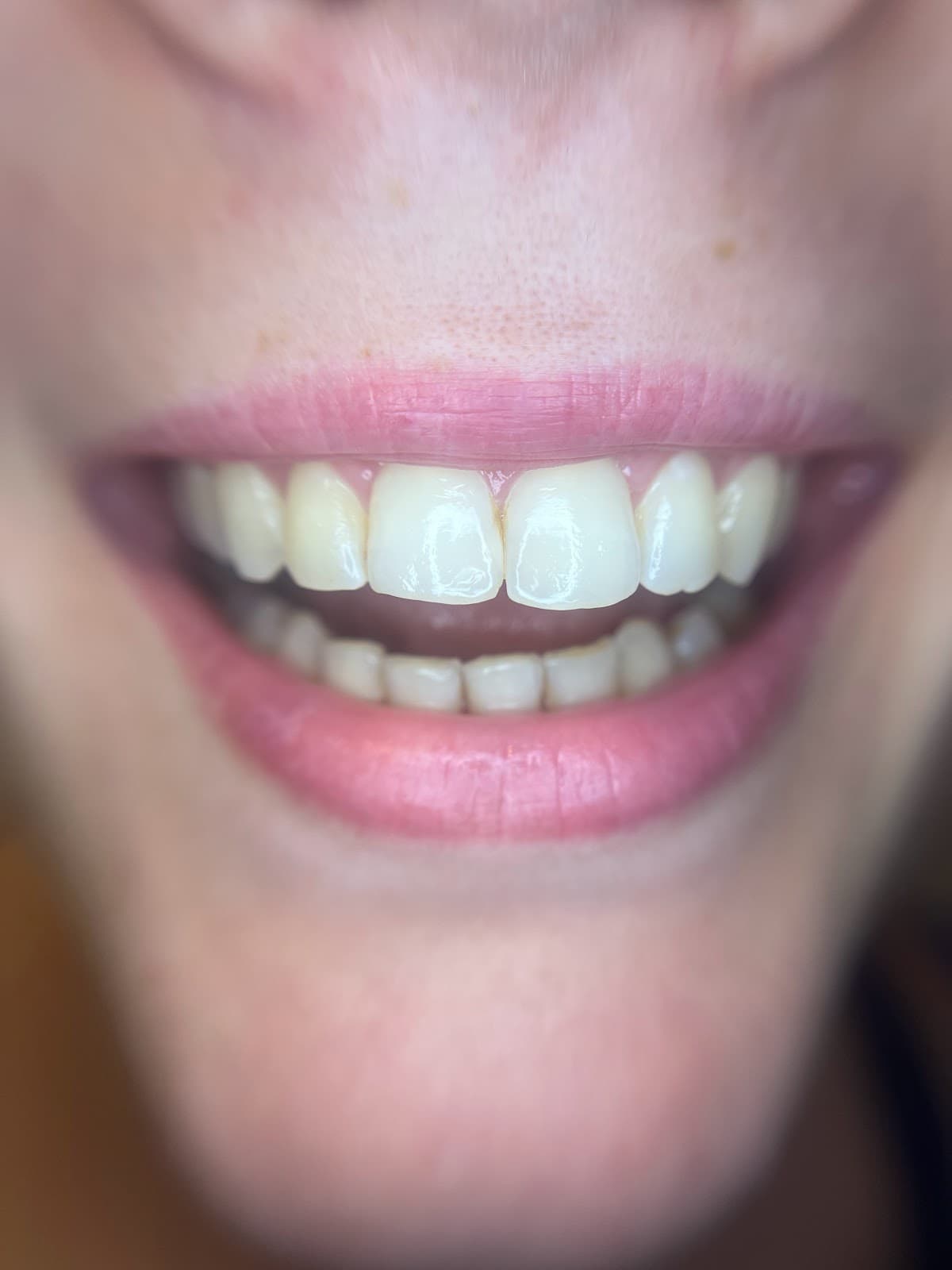 Dt. İstanbul Ağız ve Diş Sağlığı Polikliniği