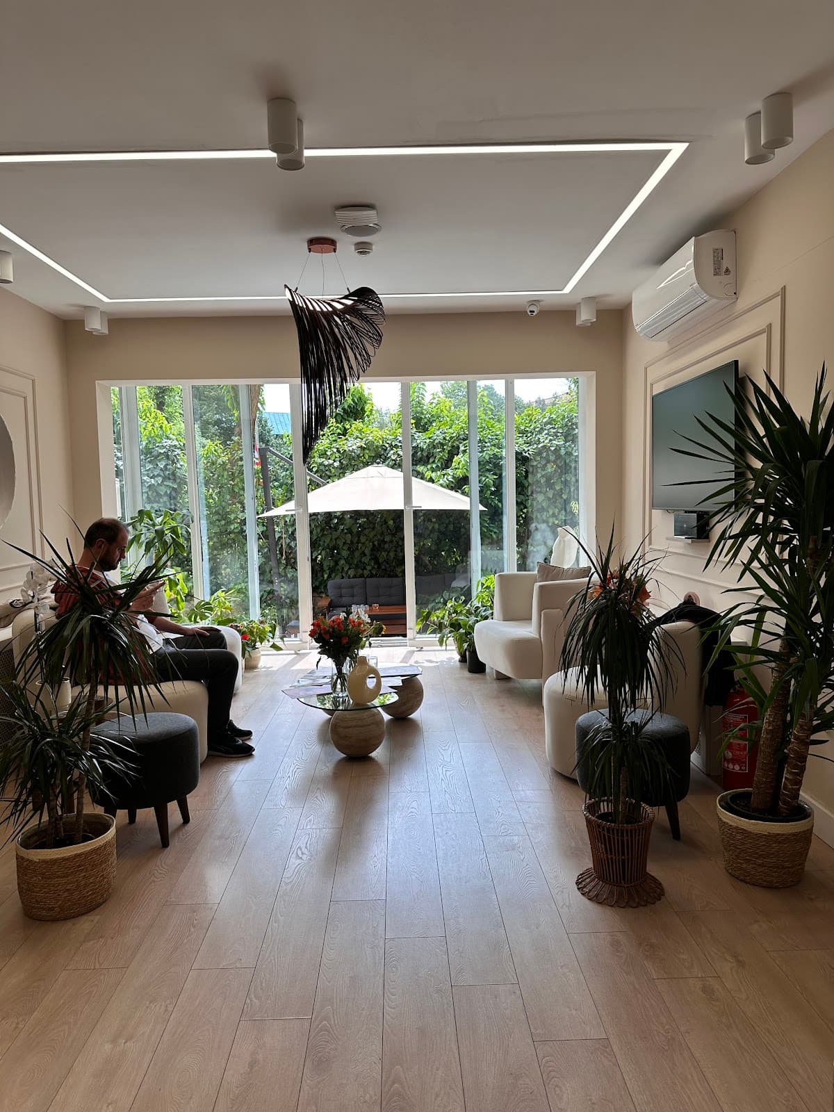 Op. Dr. Burak Pasinlioğlu - Plastik Cerrahi Kliniği