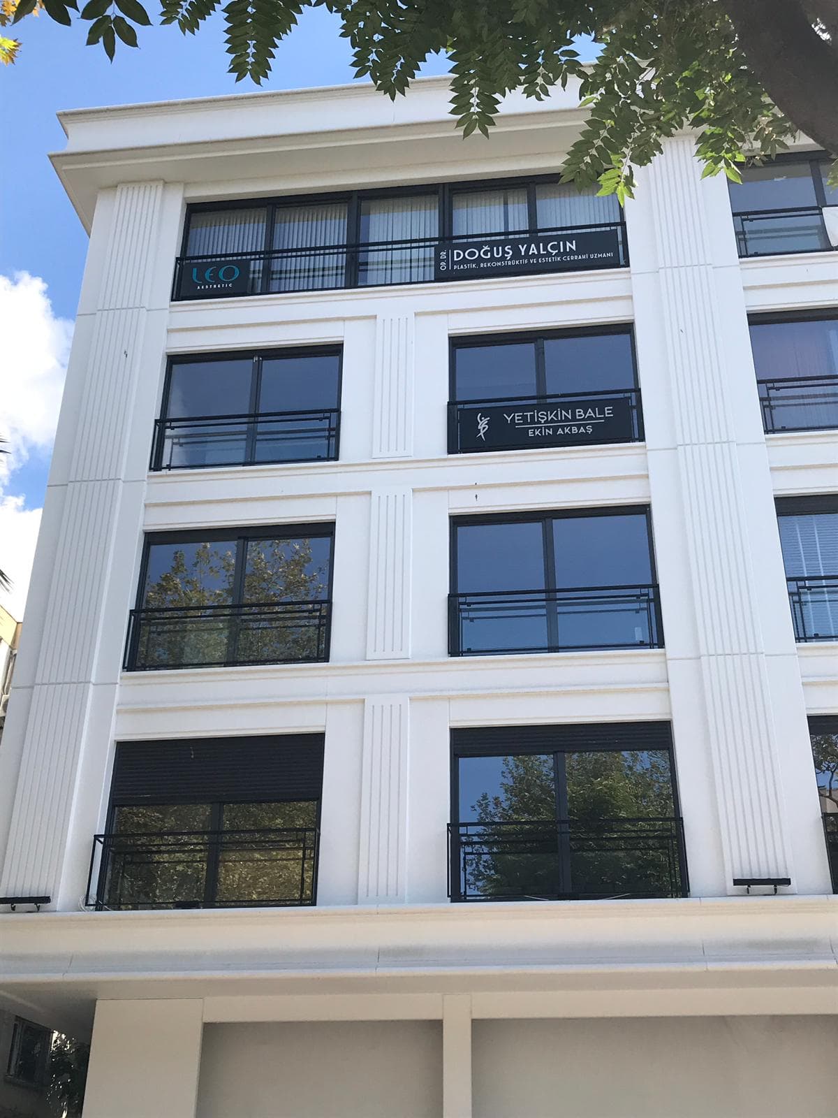 Op.Dr. Doğuş Yalçın Estetik Cerrahi Kliniği