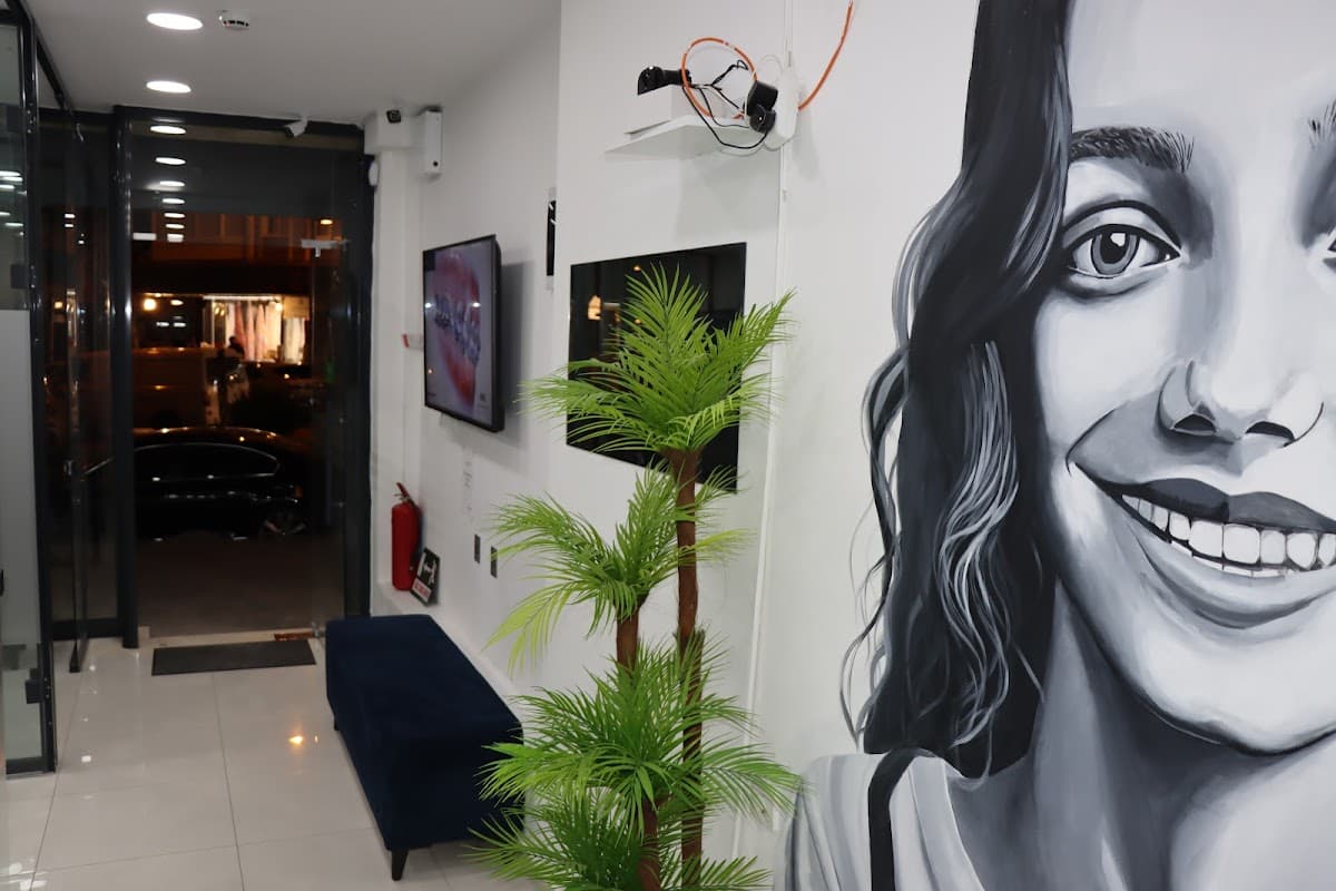 Yayla Dental Akademi Ağız ve Diş Sağlığı Polikliniği Bahçelievler/İstanbul