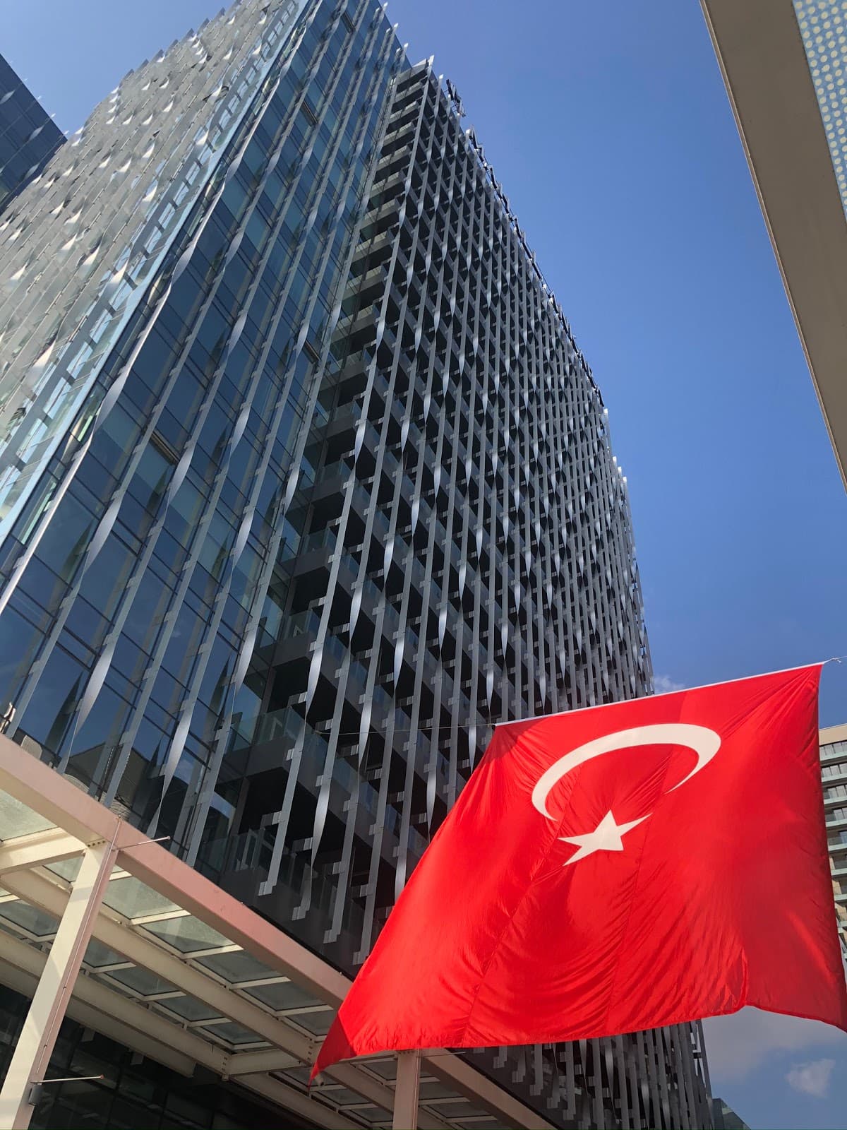 Laser Liposuction by Estescien