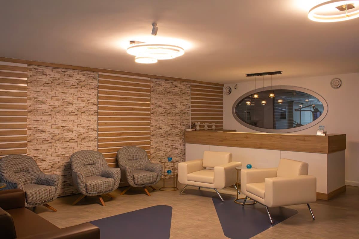 Implant Academy | Oral and Dental Health Clinic