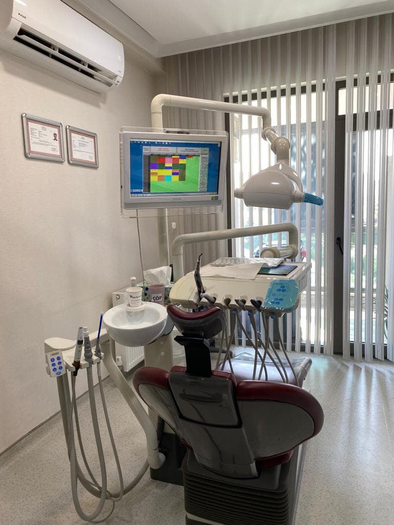 Dentplant Ağız Ve Diş Sağlığı Polikliniği - Emre YANARAL