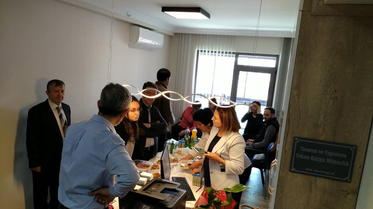 Dentplant Ağız Ve Diş Sağlığı Polikliniği - Emre YANARAL