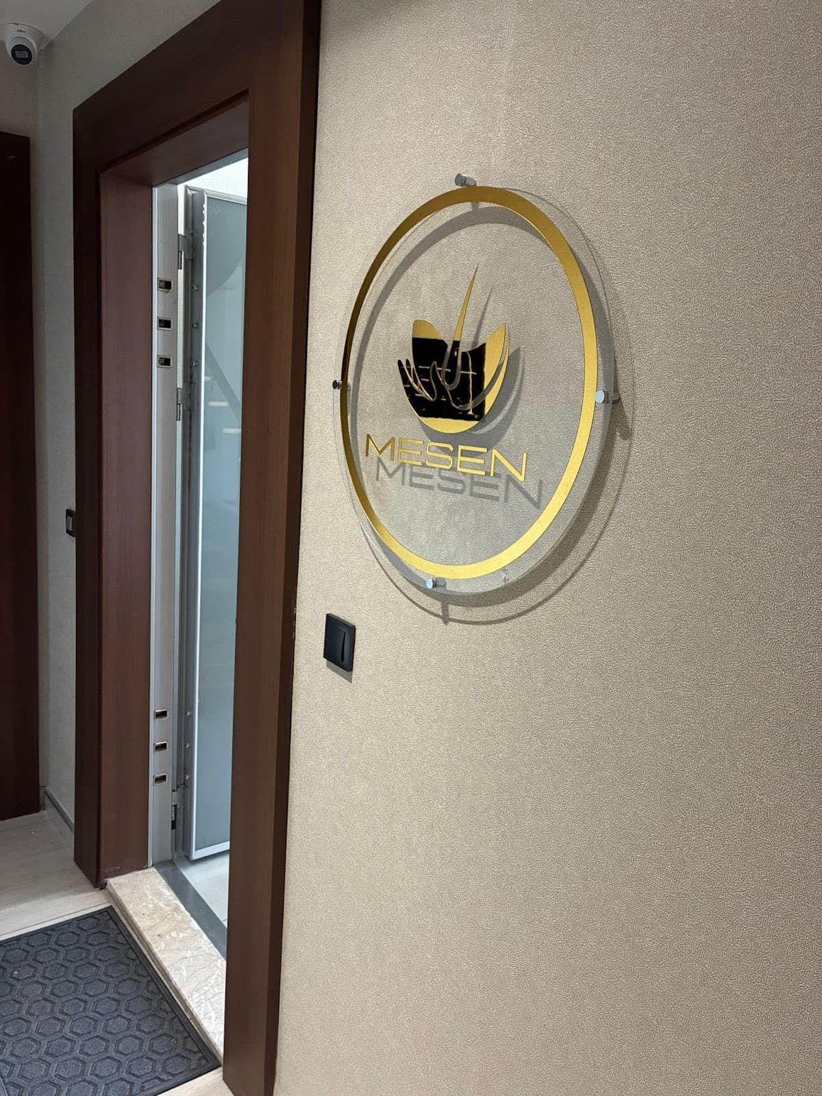 Mesen Mustafa Esen Saç Ekimi