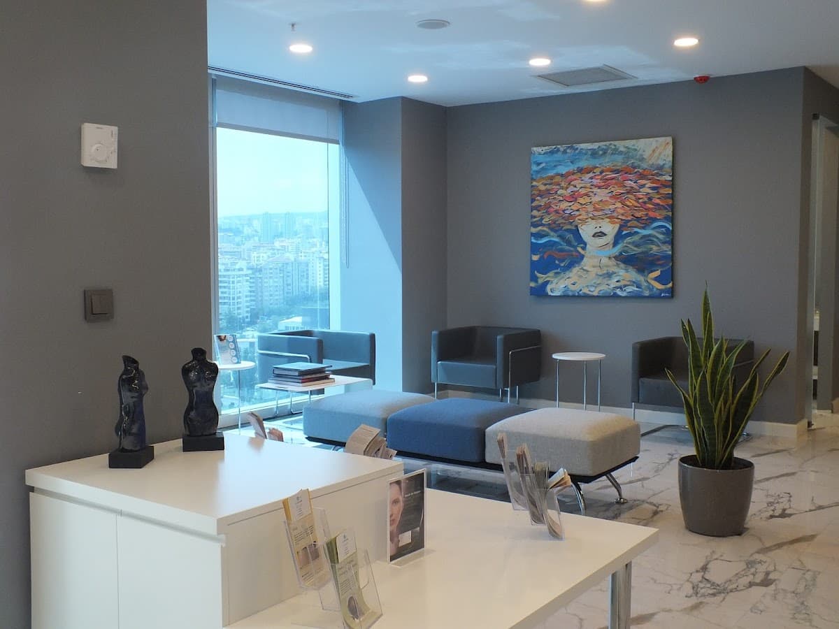Civas&Akpınar Hair Transplant Center Turkey