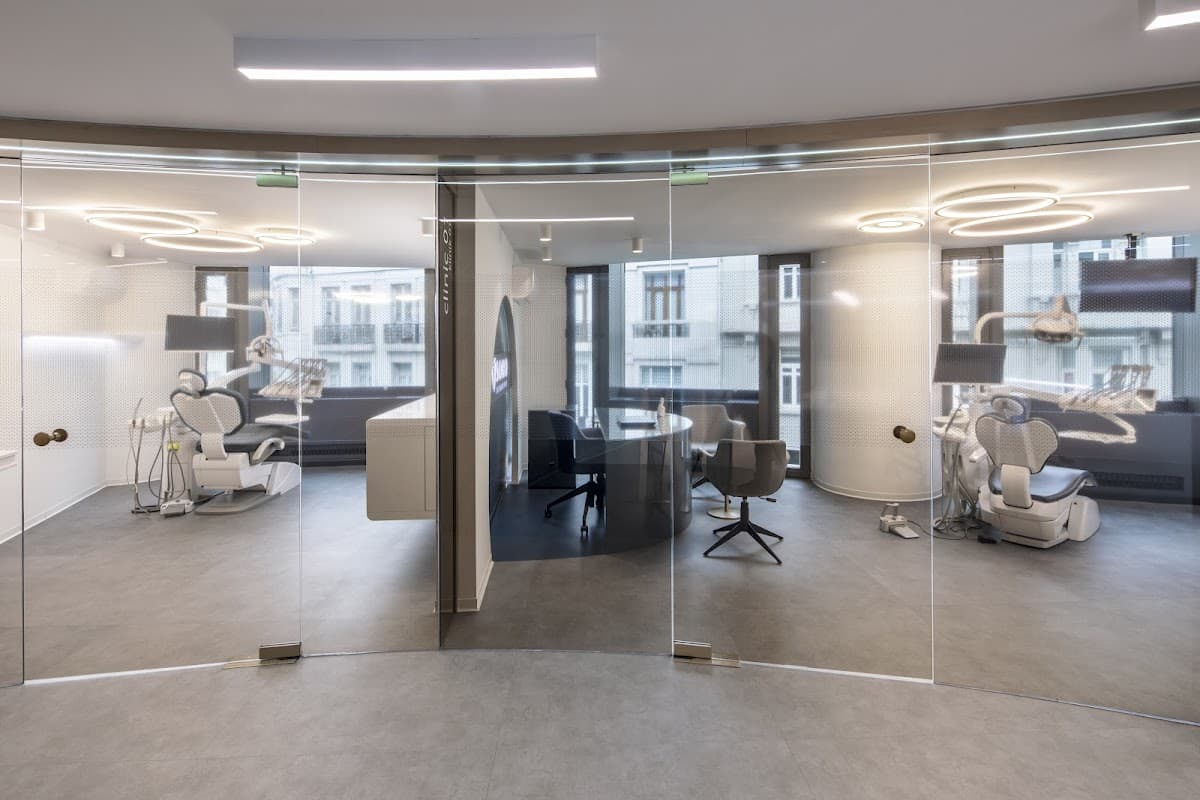 Soho Dental Clinic – All on X & Dental Implant Center