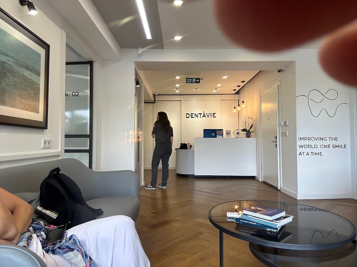 Dentavie Diş Kliniği