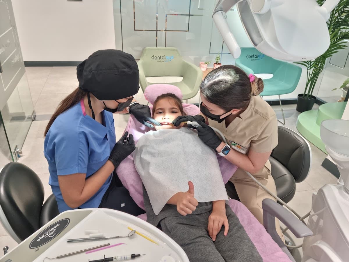 Dentalays Clinic Turkey