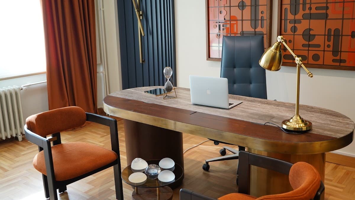 Op. Dr. Ali Çetinkaya - YÜZ GERME - MEME ESTETİĞİ