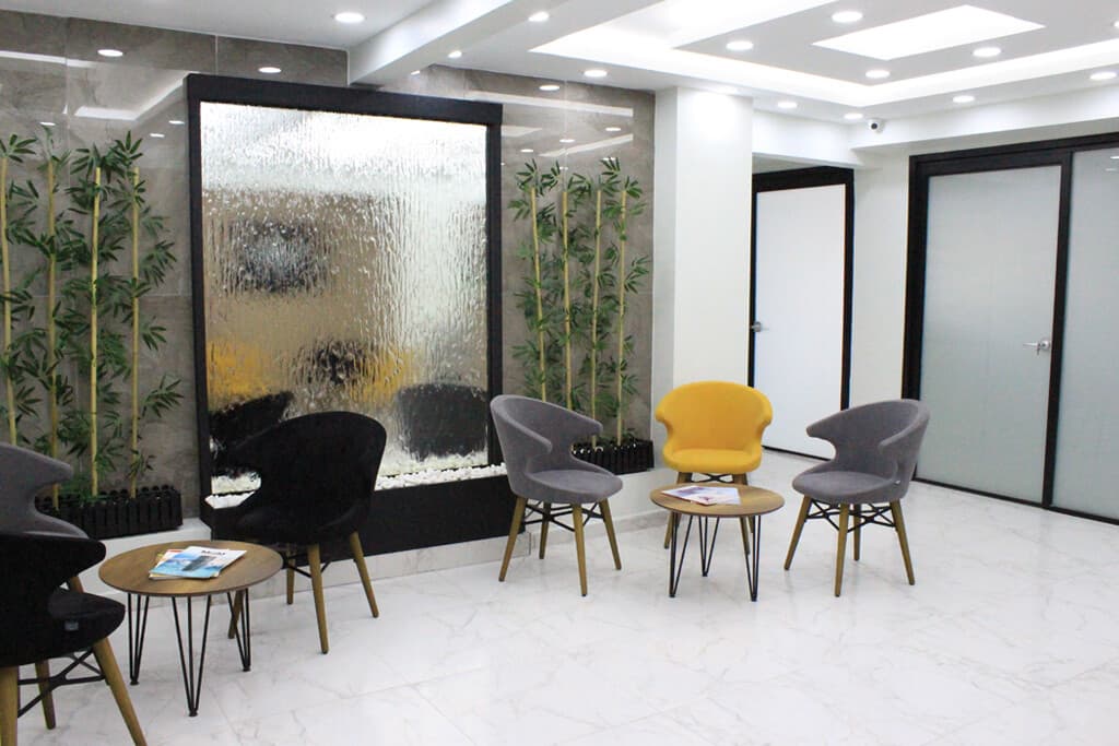 Dental Clinic in İstanbul - Aesthetic Teeth - Teeth Whitening and Veneer - Smile Design - Inlay Onlay