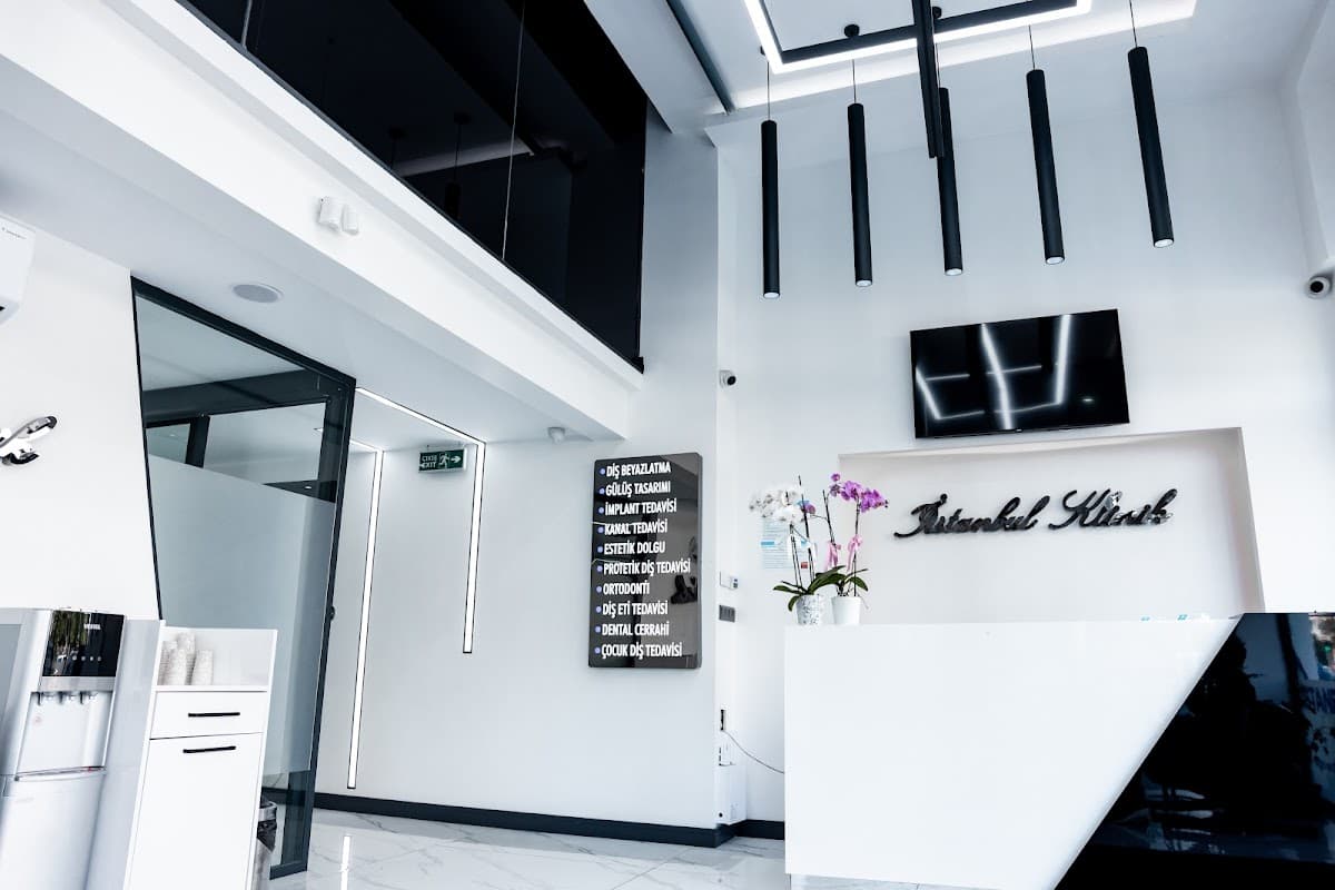 İSTANBUL KLİNİK AĞIZ VE DİŞ SAĞLIĞI POLİKLİNİĞİ