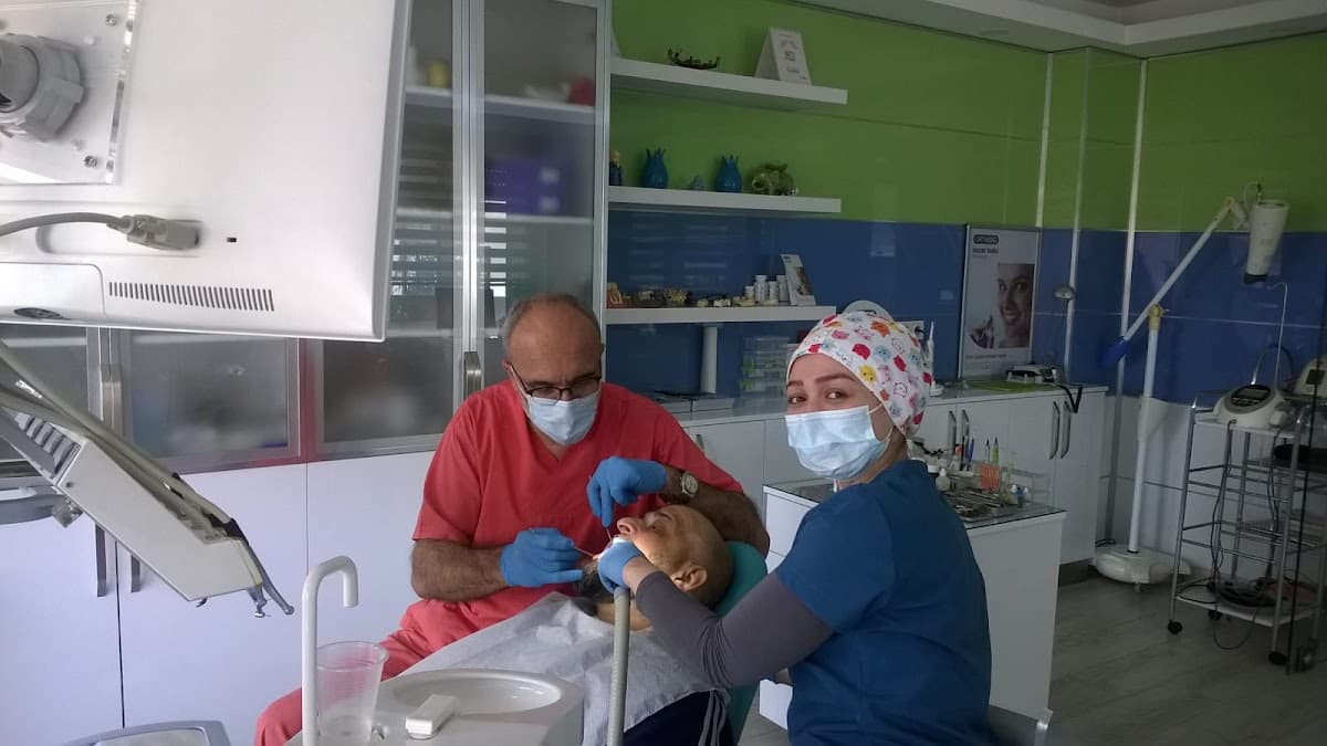 DENTIST GÖKAY KARTAL