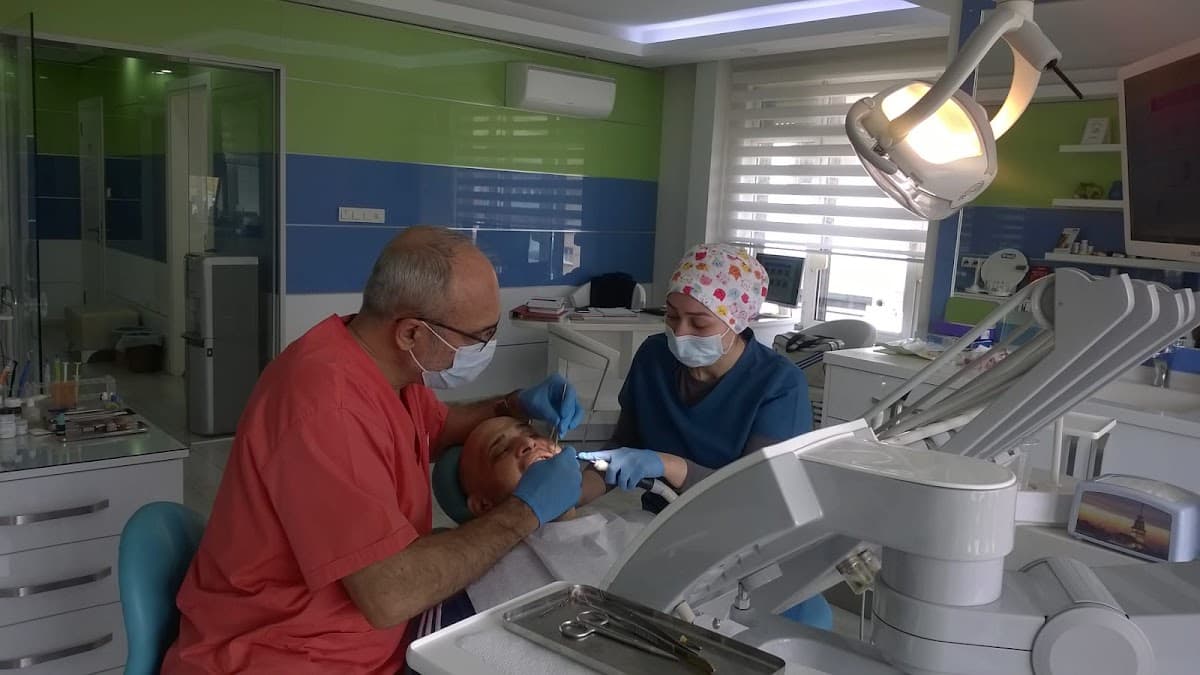 DENTIST GÖKAY KARTAL