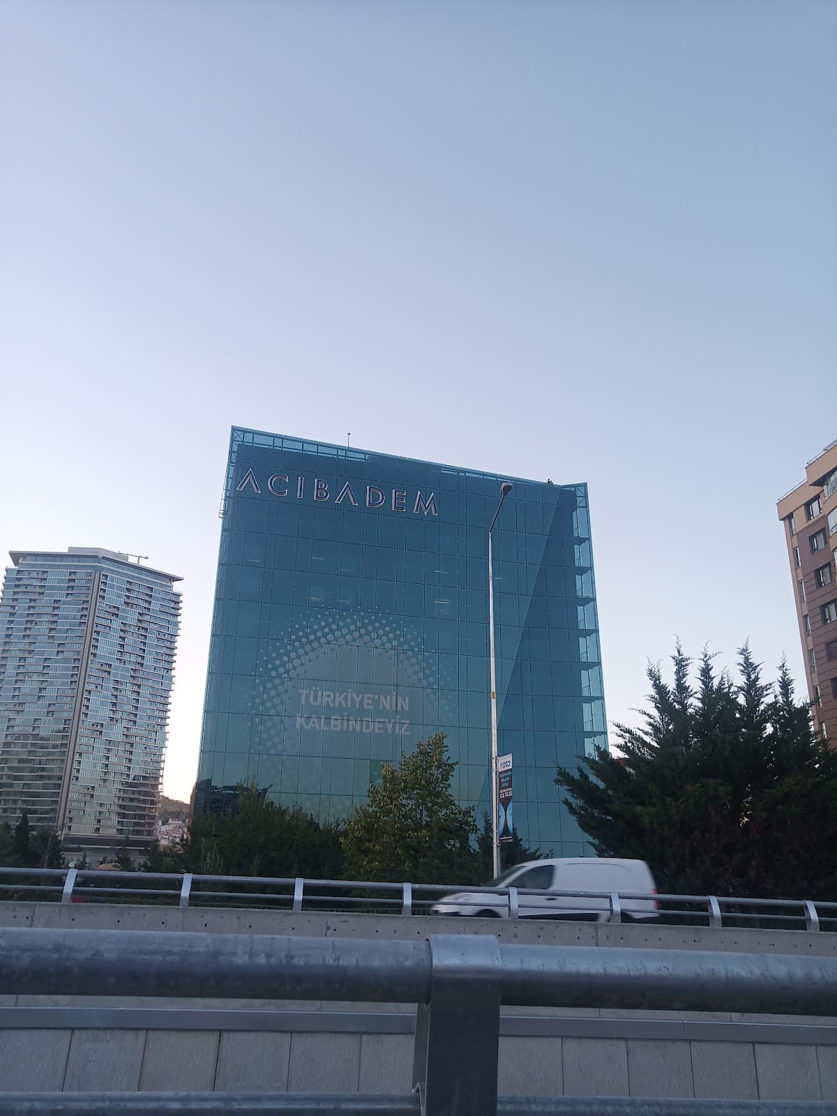 Acıbadem Ankara Hastanesi Saç Ekim Merkezi