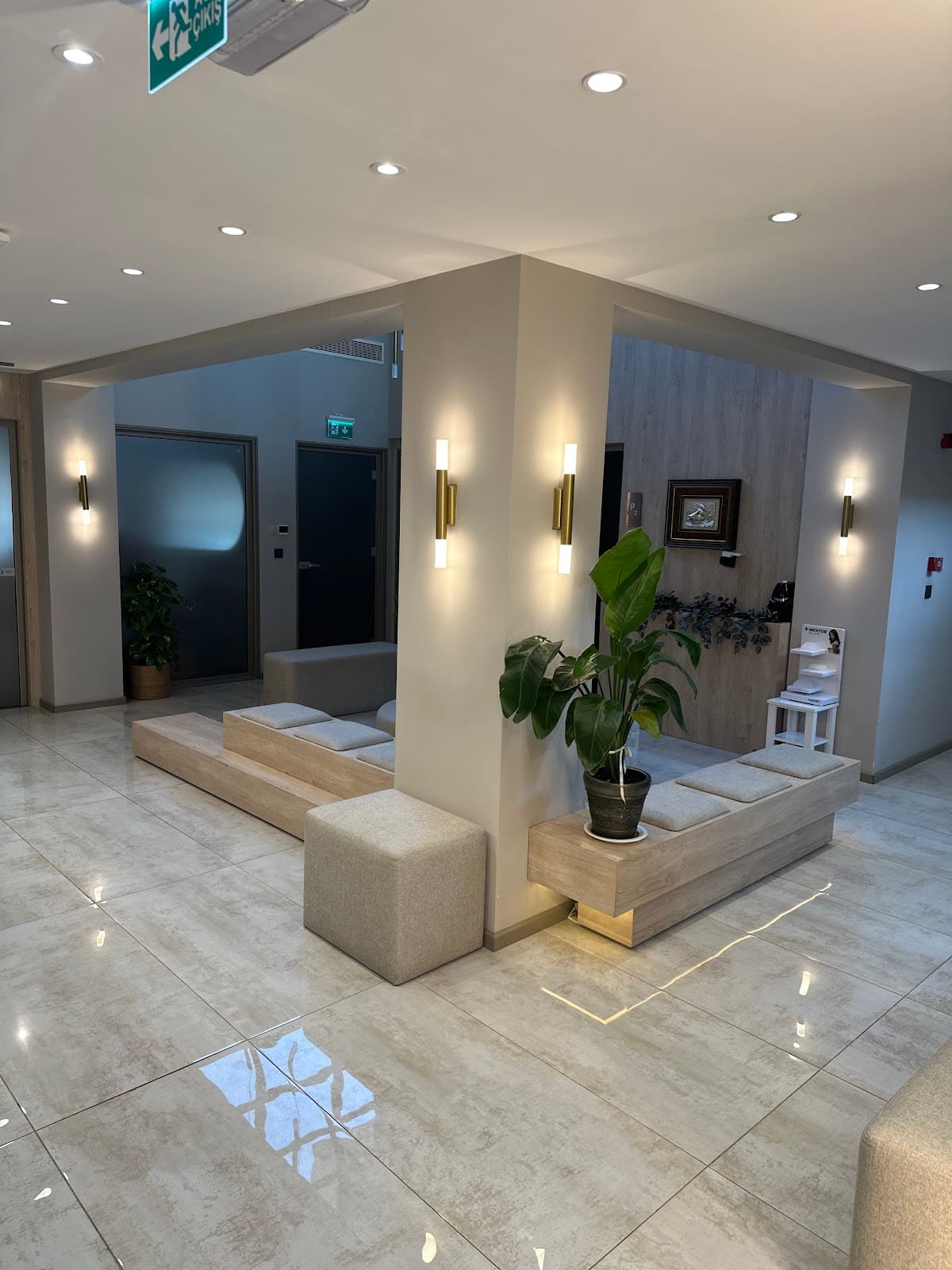 Op. Dr. Çağhan Baytekin