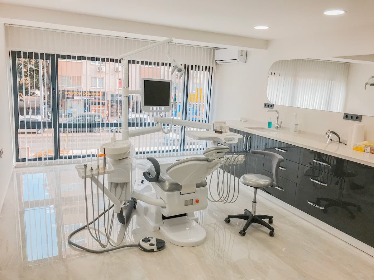 Dental Clinic Deva