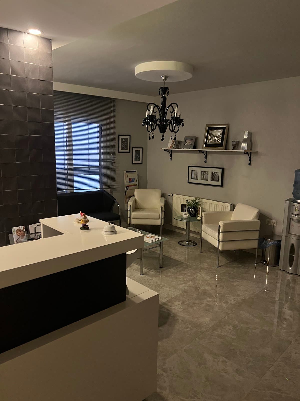 İzmir Diş Protez Uzmanı Uzm. Dt. İrem Ürünal